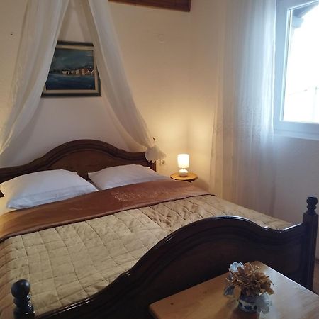 Apartmans Martha Карлобаг Екстериор снимка